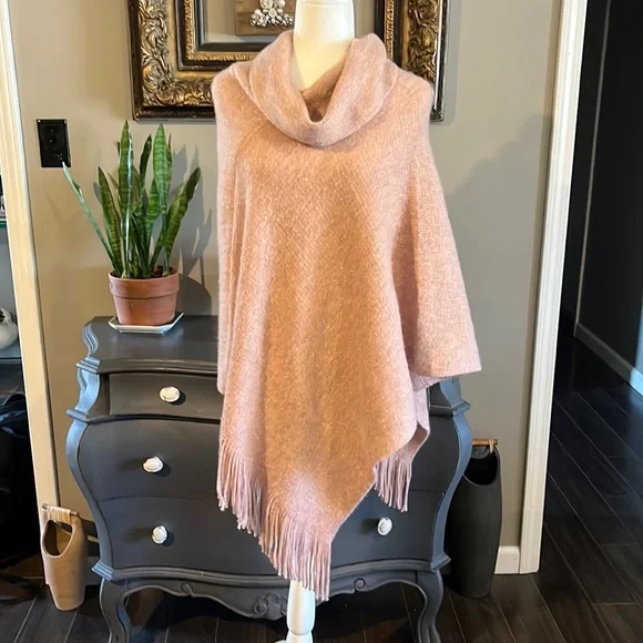 NWT  Chico's Cozy Cowlneck Poncho Mellow Rose with metallic Shimmer and … - Picture 2 of 9